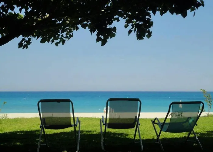 Nina's House 5 A 300 Mt Dal Mare *